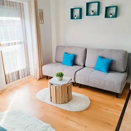 Mini Apartment *