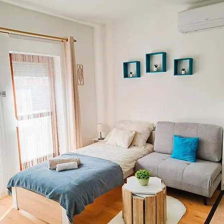 Mini Apartment Pecs
